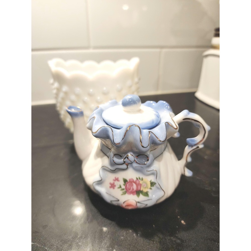 Mini Decorative Porcelain Teapot Blue White Floral Ruffled Lid Gold Trim Decor